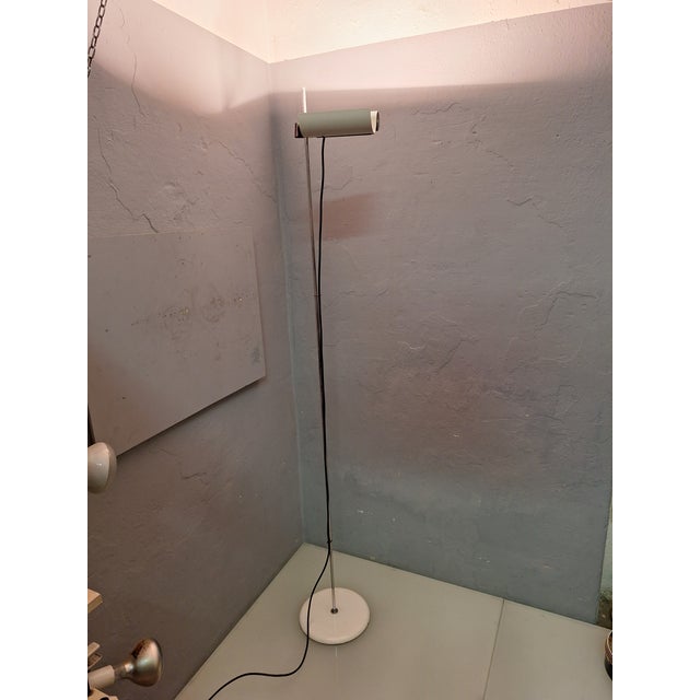 Model DM333 Floor Lamp by Vico Magistretti for Oluce, Milan, Italy, 1970s For Sale - Image 11 of 15