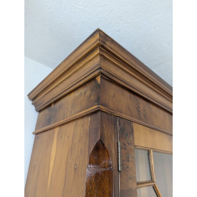 Antique Bookcase in Wood with Burl Finish, 1930s For Sale - Image 4 of 18