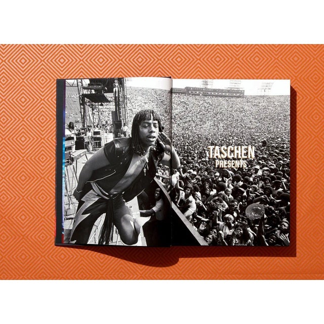 Bruce W. Talamon. Soul. R&B. Funk. Photographs 1972–1982, Art Edition For Sale - Image 6 of 7