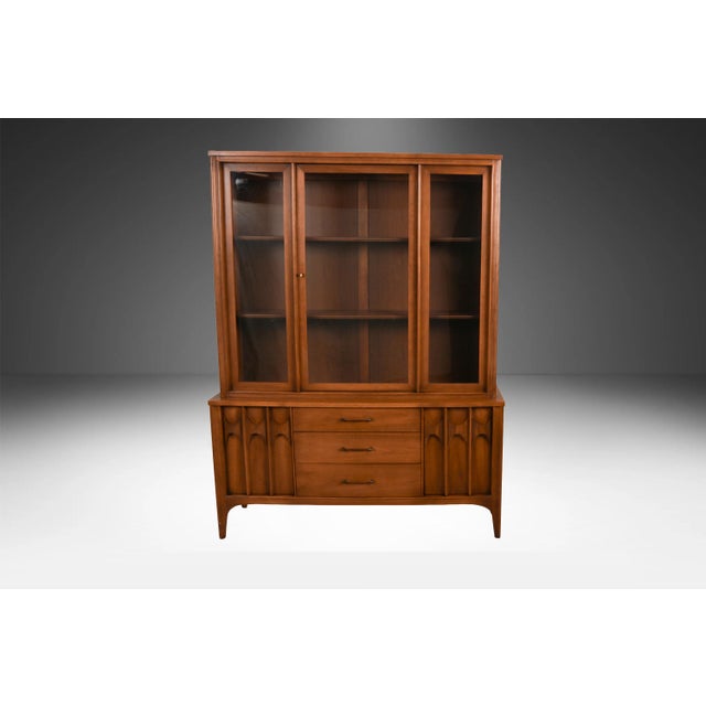 1960s 1960s Mid-Century Highboy Hutch China Closet Buffet in Style of Kent Coffey Perpspecta Series For Sale - Image 5 of 15