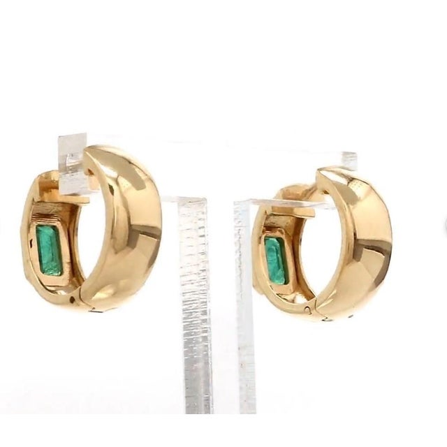 0.52 cts Natural emerald earrings in 14k gold For Sale - Image 10 of 18