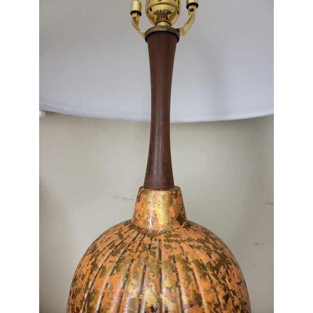 1950s Vintage MCM Speckled Table Lamps With Burlap Shades - a Pair For Sale - Image 5 of 9