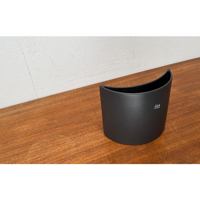 Postmodern Minimalist Ceramic Crescent Vase from Asa Selection, 1980s For Sale - Image 15 of 18
