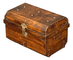 English Toleware Tin Trunk With Faux Wood Finish and Brass Accents