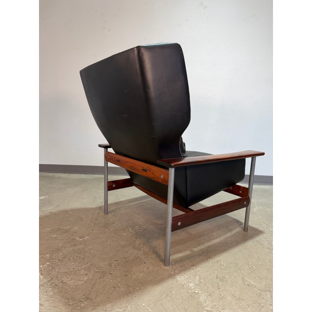 Wood 1960s Sven Ivar Dysthe for Dokka Attrb 7001h Leather and Rosewood Chair and Ottoman Set For Sale - Image 7 of 12