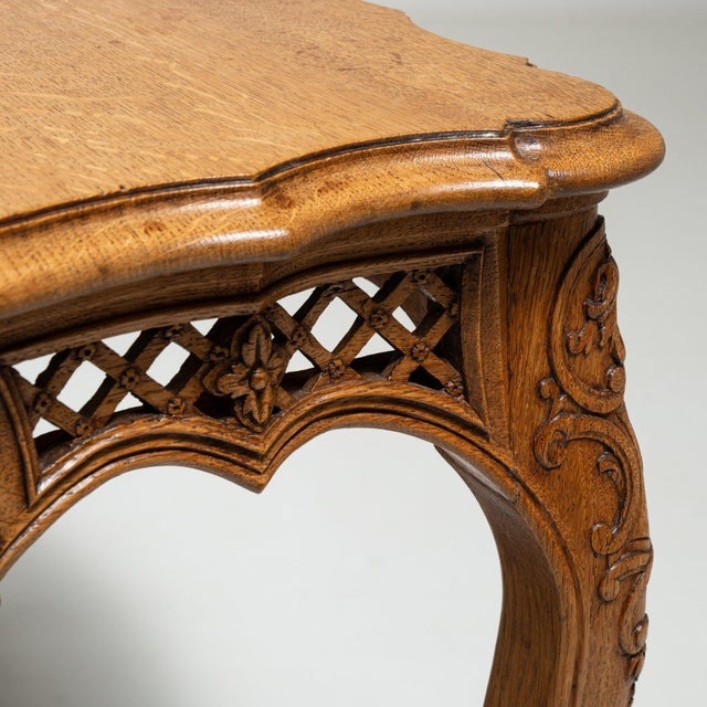 French 19th Century France Louis XV Brown Wood Coffee Table For Sale - Image 3 of 11