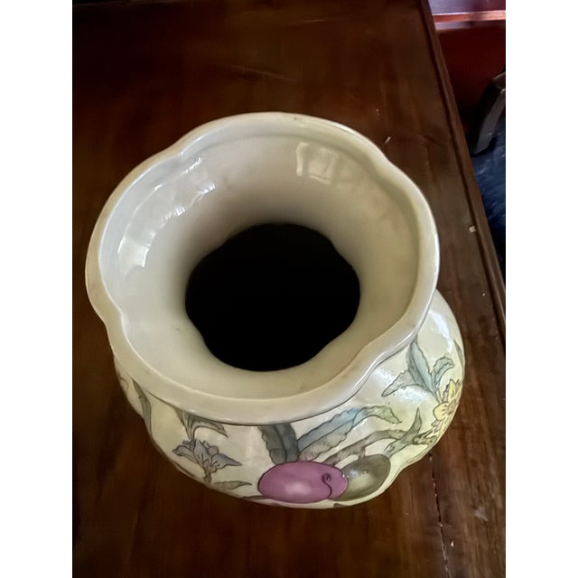 1980s 1980s Chinoiserrie Ceramic Stamped Flower Vase For Sale - Image 5 of 8