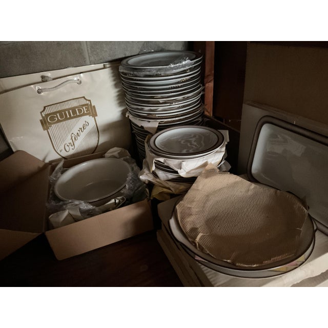 New 1980s 73 Pieces European Dinner Set by Rosenthal. For Sale In New York - Image 6 of 8