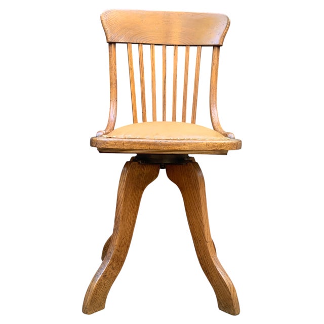 Victorian Bentwood Desk Chair in Racing Green Leather and Brass Studs, 1890s, in Good conditions. Designed 1890 to 1919