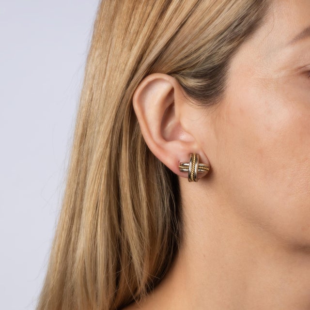 【アンジュさん専用】TIFFANY&Co. Bronze Button Tiffany & Co Vannerie Woven Button Earrings in 18K Gold