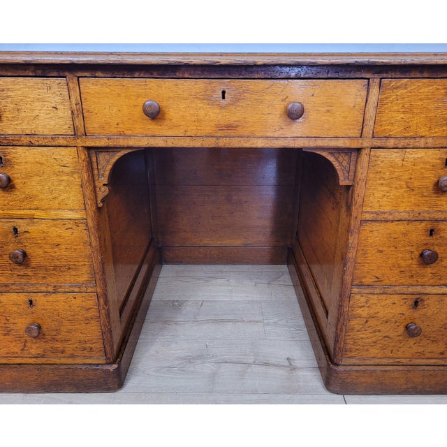 Victorian Writing Desk in Oak and Leather, 1890 For Sale - Image 11 of 18