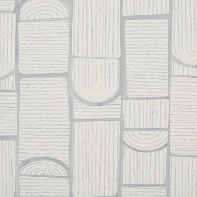 Schumacher x Backdrop Bloomsbury Wallpaper in Cool Gray For Sale