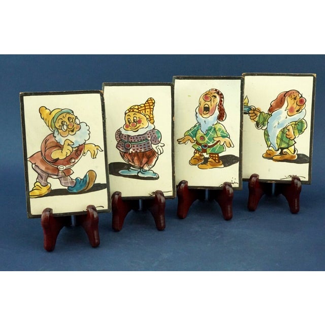 1920s Majolica Tiles with Snow White and the Dwarfs by Leonello Donnini, 1920s, Set of 4 For Sale - Image 5 of 18
