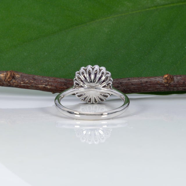1.3Ct Gia Certified Purple Sapphire Ring With Natural Diamonds: Solid 14k Gold For Sale - Image 9 of 10
