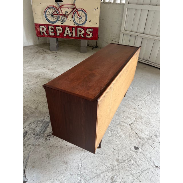 1960s Mid Century Brass and Walnut Nine Drawer Dresser For Sale - Image 5 of 5