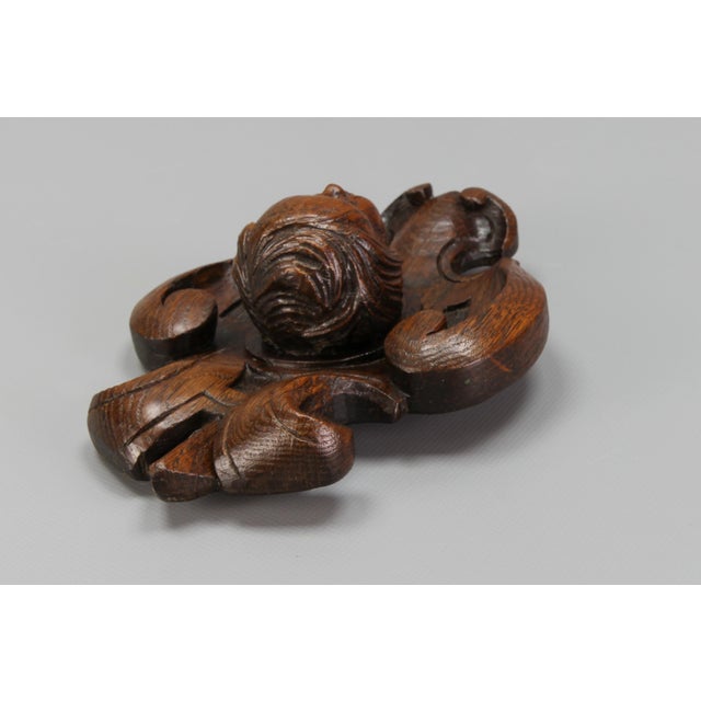 French Hand-Carved Oak Wood Wall Plaque with Cherubs Head, 1900s For Sale - Image 9 of 18