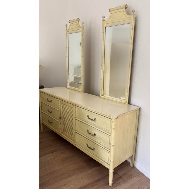 Light Yellow Midcentury Henry Link Bali Hai Hollywood Regency Dresser & Two Mirrors For Sale - Image 8 of 12