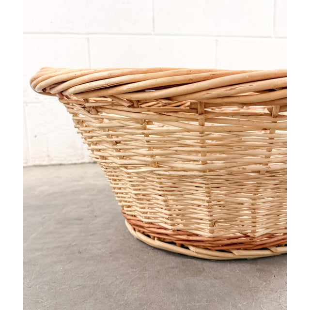Mid-Century Modern Vintage Ombre Wicker Oval Basket Twisted Handles Large 23" × 17" For Sale - Image 3 of 7