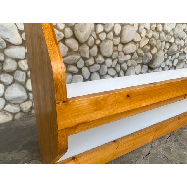 Wood Pine Wall-Mounted Plate Rack by Charlotte Perriand for Les Arcs 1800, France, 1970s For Sale - Image 7 of 14