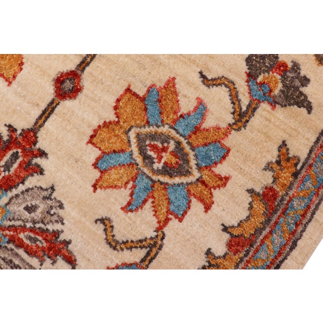 Floral Ziegler Beige/Rust Wool Runner Rug- 2'1'' X 4'10'' For Sale - Image 4 of 10