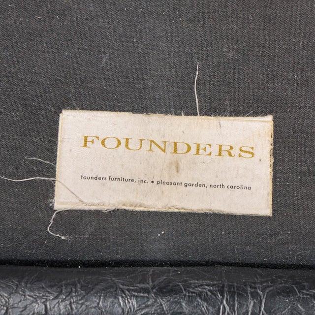 Jack Cartwright for Founders Mid Century Rosewood Leather Sling Sofa For Sale - Image 10 of 10