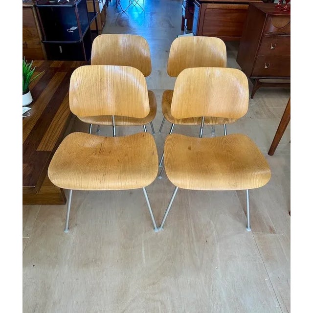 Beige Set of 4 Eames DCM Dining Chairs for Herman Miller For Sale - Image 8 of 11