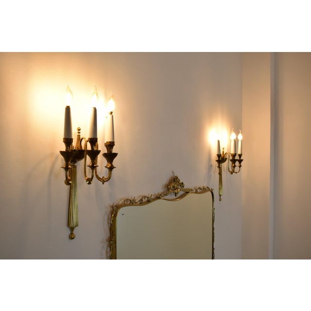 Mid-Century Modern Pair of Four-Light Italian Brass Candelabra Sconces, 1940s For Sale - Image 3 of 9