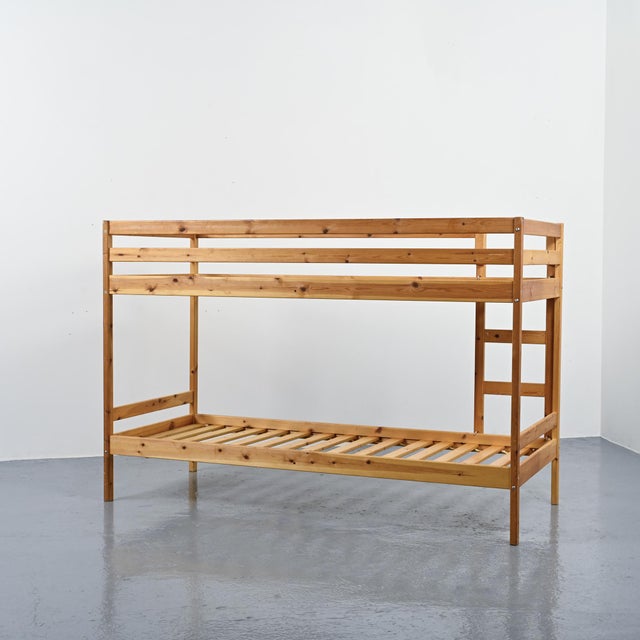 Pine Bunk Beds, Les Adrets Residence, Les Arcs, 1970 For Sale - Image 13 of 15