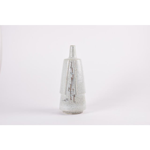 Tall Danish Sculptural Vase by Melike Abasiyanik for Royal Copenhagen, 1960s For Sale - Image 11 of 11