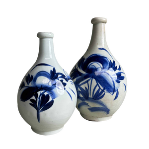 Meiji-Ra Porcelain Tokkuri Sake Bottles, Japan, 1890s, Set of 2