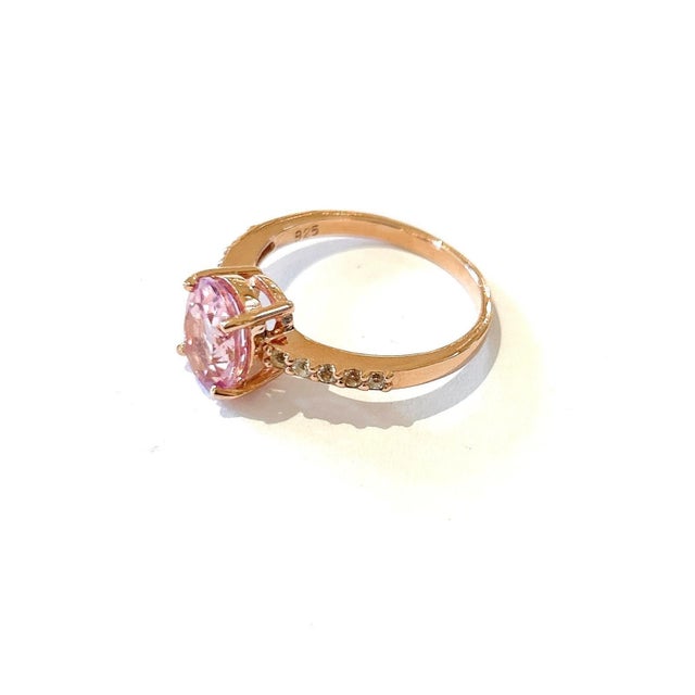 Bochic “Orient” Pink Topaz & White Topaz Solitaire Ring Set In 18K Gold & Silver, Size 7 For Sale - Image 10 of 12