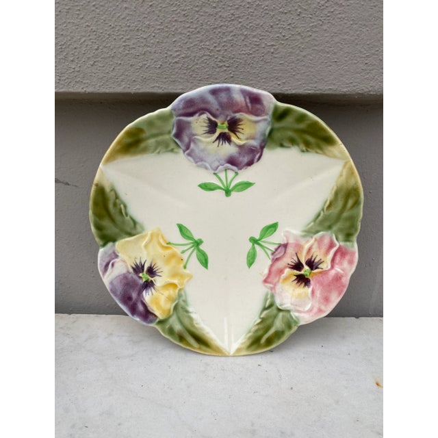 Late 19th Century Majolica Pansy Plate Choisy Le Roi, Circa 1880 For Sale - Image 5 of 5