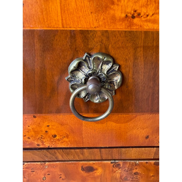Wood 19th Century German Biedermeier-Style Burr & Flamed Elm Chest of Drawers For Sale - Image 7 of 12