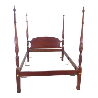 Henkel Harris Mahogany Rice Carved Poster Queen Poster Bed For Sale