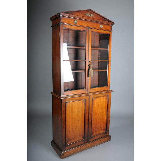 English Victorian Mahogany Display Bookcase, 1800s For Sale - Image 15 of 18