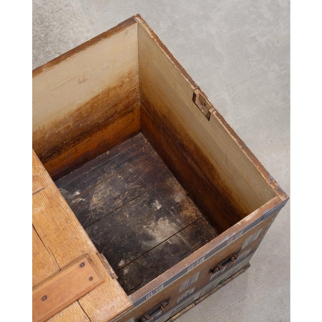 19th C. English Painted Pine Chest With Georgian Manor Façade For Sale - Image 9 of 18