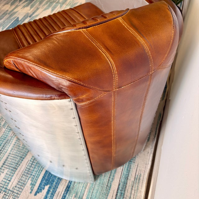 1990s Stunning Aviator Leather & Aluminum Lounge Chairs – Pair For Sale - Image 9 of 10