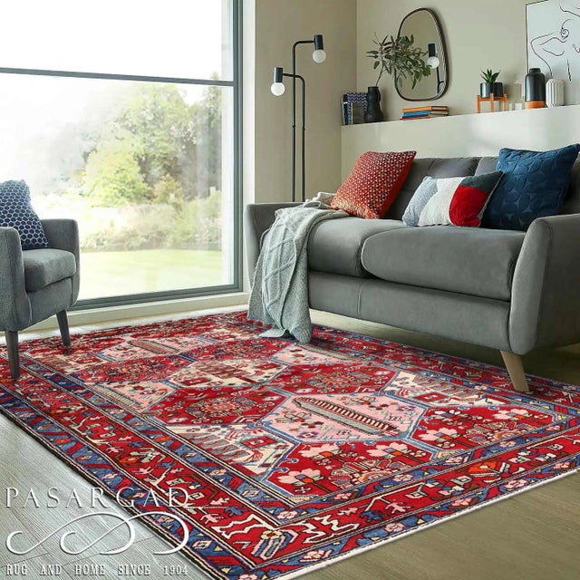 Pasargad DC Persian Bakhtiari Rug For Sale - Image 4 of 4