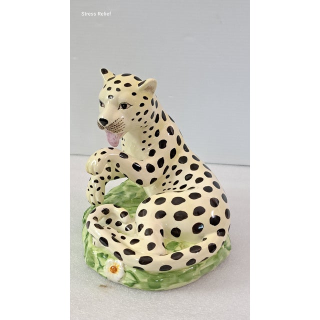 Late 20th Century Vintage Jeanne Reed’s Hand-Painted Porcelain Reclining Leopard Figurine With Floral Base For Sale - Image 5 of 12