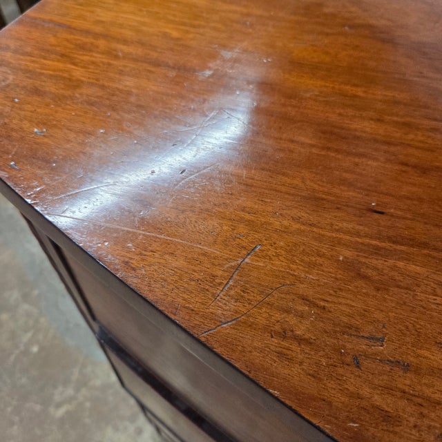 Late 19th Century Georgian Bowfront Mahogany 5 Drawer Chest With Twist Side Supports For Sale - Image 13 of 15