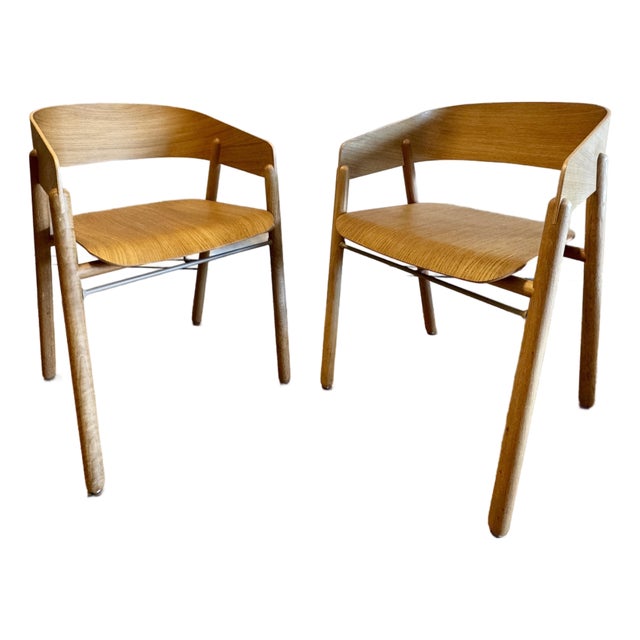 Pair of “Mava” Armchairs - Stephanie Jasny for Punt Mobles For Sale