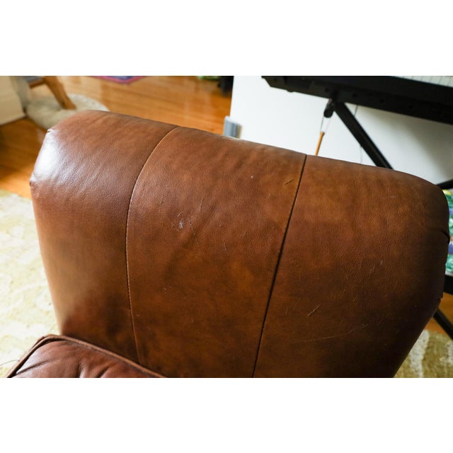 Brown Late 20th Century Traditional Tufted Chesterfield "Austin Brown" Leather Rolled-Arm Bench For Sale - Image 8 of 9