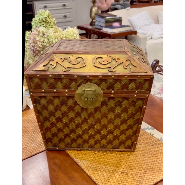 1970s Moroccan Style Brass and Wood Keepsake Trunk For Sale - Image 5 of 6