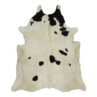 Rug & Kilim’s Contemporary Cowhide Rug in Bold Black & White For Sale