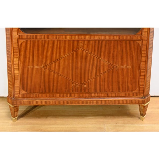 Brown Vintage Bookcase in Flamed Mahogany For Sale - Image 8 of 18