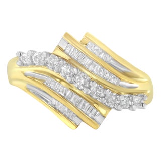 10K Yellow Gold Round and Baguette Diamond-Cut Ring (1/2 Cttw, I-J Color, I1-I2 Clarity) - Size 7 For Sale