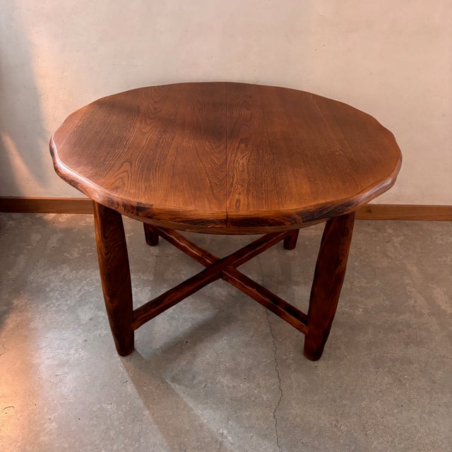 Wooden Extendable Dining Table and Chairs, Set of 9, in Very Good conditions. Designed 1960 to 1969