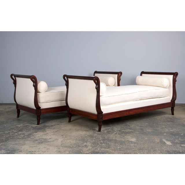 Antique French Empire Swan Neck Mahogany Daybeds W/ Cream Woven Fabric - a Pair For Sale - Image 4 of 12