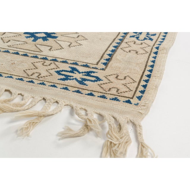 Off-white Mid 20th Century Decorative Off White Turkish Carpet For Sale - Image 8 of 10