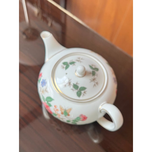1950s Vintage Wedgwood Teapot For Sale - Image 5 of 10